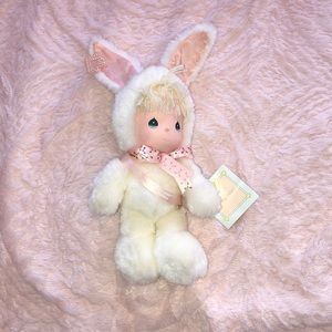 Precious Moments 1989 Easter Edition doll